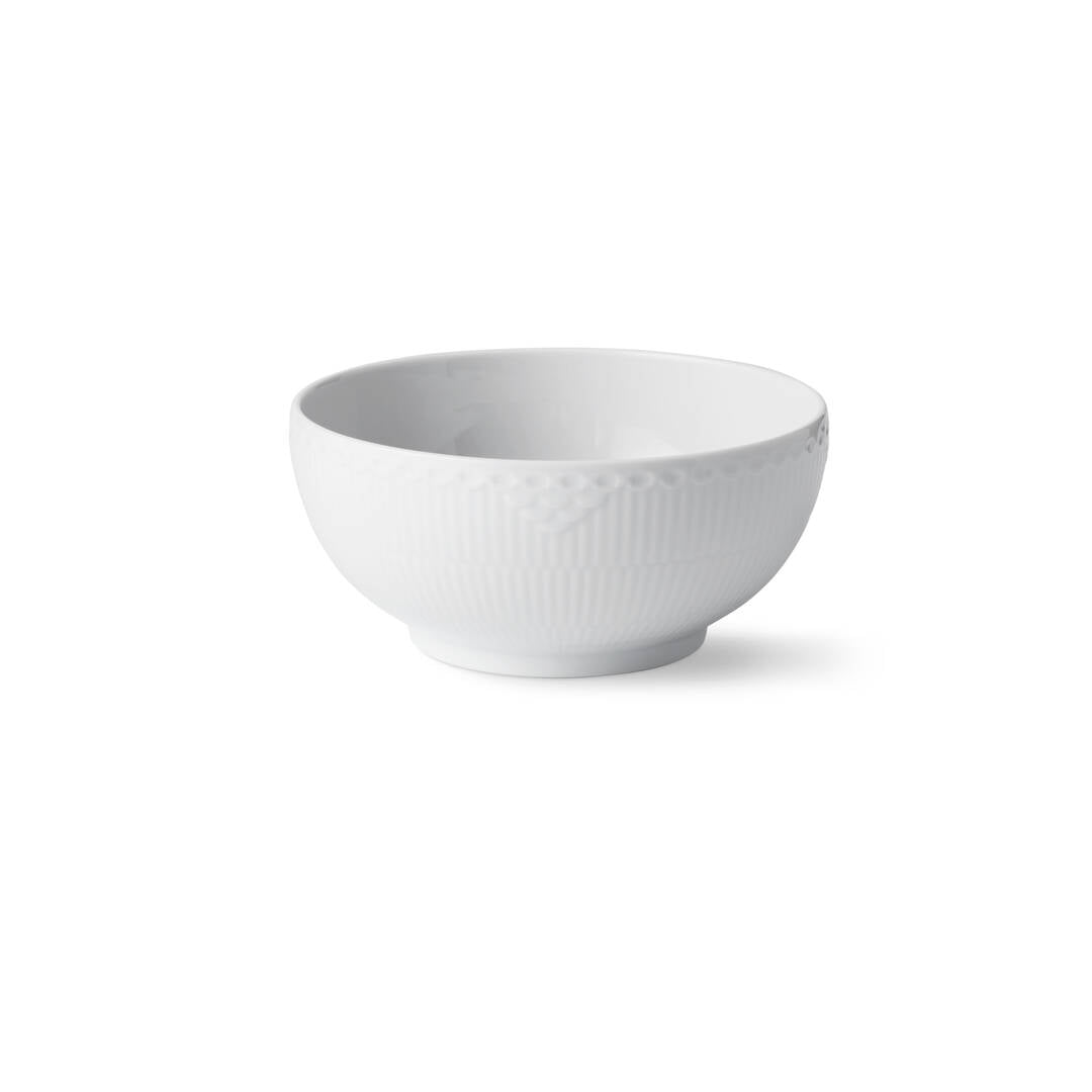 Hvid Riflet Halvblonde skål - Ø18 cm
